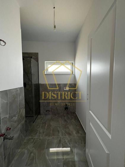 Duplex 5 camere despartit prin camera tehnica | Ghiroda - 13