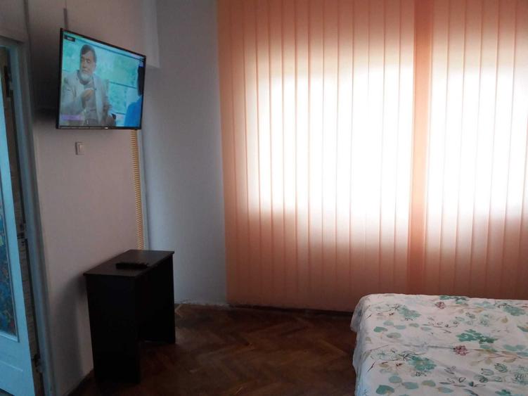 Apartament Dacia / Suvenir, compartimentat functional in 2 studiouri ideal investitie - 4