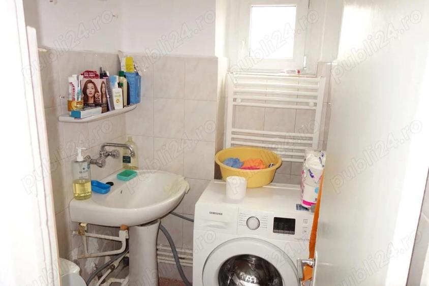 Apartament 3 camere, 2 bai, decomandat, central, langa piata Strada Popa Sapca - 4