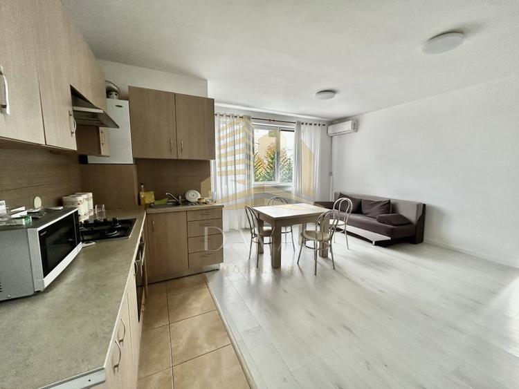 Apartament cu 3 camere semidecomandat, mobilat în Florești - 2