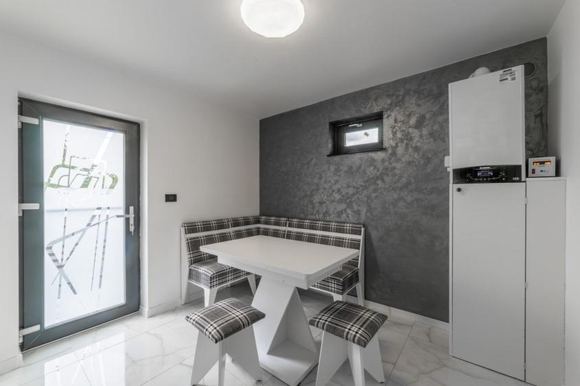 🏡Super oferta! Casa in zona de Sud-Vest a Pitestiului! 🌟 - 4