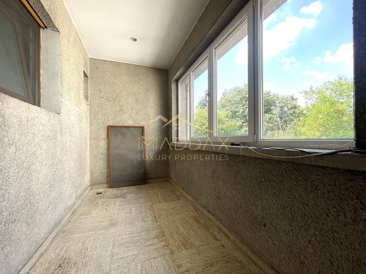 4 rooms ***203 SQM useful*** / 38 SQM terrace + garage / Primaverii - 35