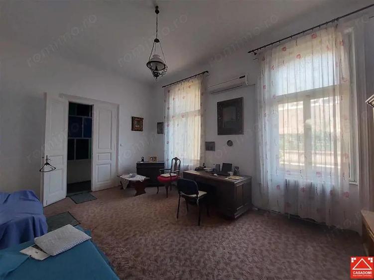 Apartament generos cu 3 camere, zona Metianu - 2