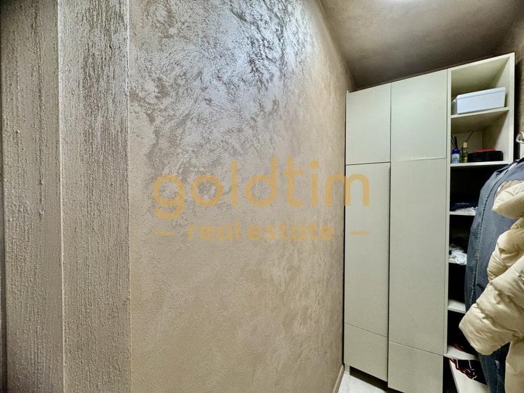 SPATIU VITRINA/ PRETABIL SALON INFRUMUSETARE - 31