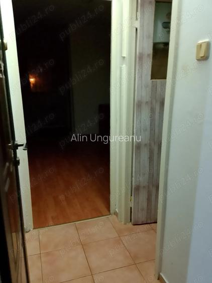 Inchiriez garsoniera Galata