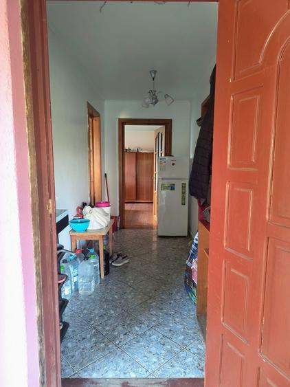 Teren intravilan si casa - 1