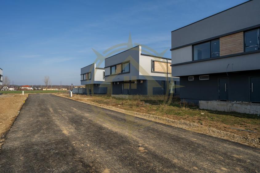 DOM00248 - Comision 0 Harmony Residence | Vile spatioase | Piscina complex - 4