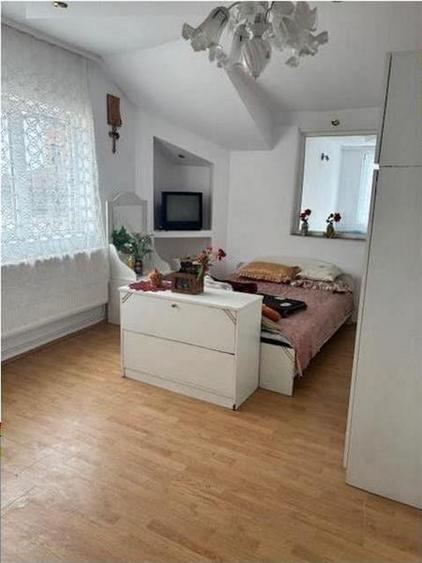 Casa 6 camere, Centru - 1