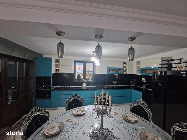 Vila exclusivista de vanzare, vis-a-vis de Primaria Chiajna - 11