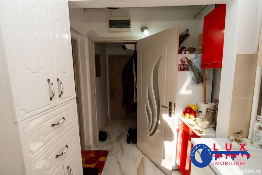 ID 2995 Apartament cu 2 camere * Str Alunisului - 3