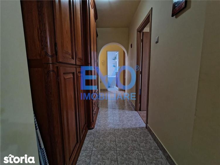 Apartament cu 4 camere, 2 bai, 3 balcoane, 83.86 mp, zona Tatarasi - 2