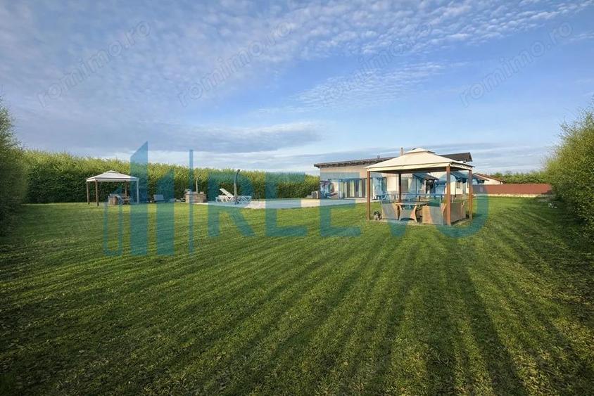 Proprietate pentru investi?ie cu Piscina in Hemeiu? - 6