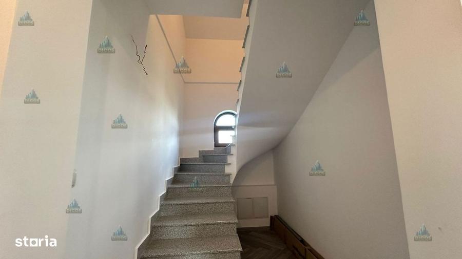 Vila de vanzare 1500 mp teren - 8