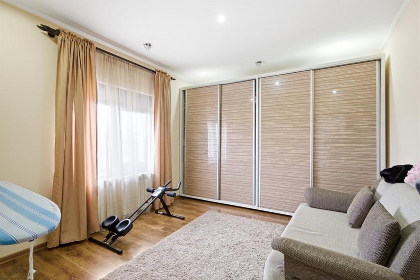 Casă spațioasă P+1 | 4 dormitoare | garaj dublu | teren 742 mp | Lumina - 6