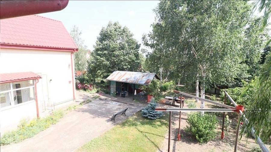 Casa deosebita in V.Lupului - 28