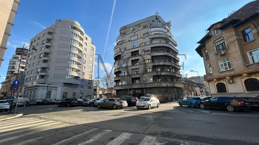 Un apartament plin de emoție in imobil istoric - 24