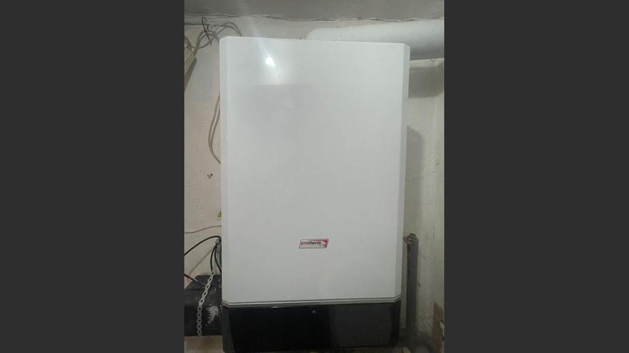 Casa cu garaj in Calnic, 231 mp construiti - 12