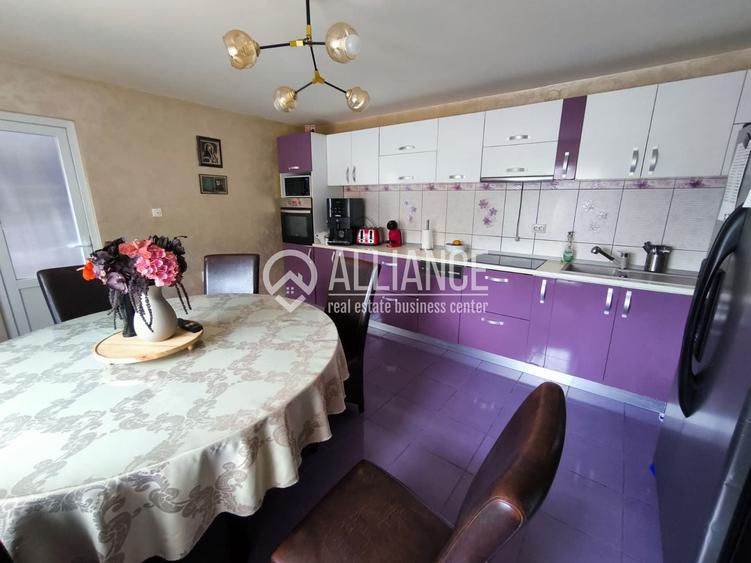 MEDEEA Vila P+1 mobilata complet si curte generoasa! - 9