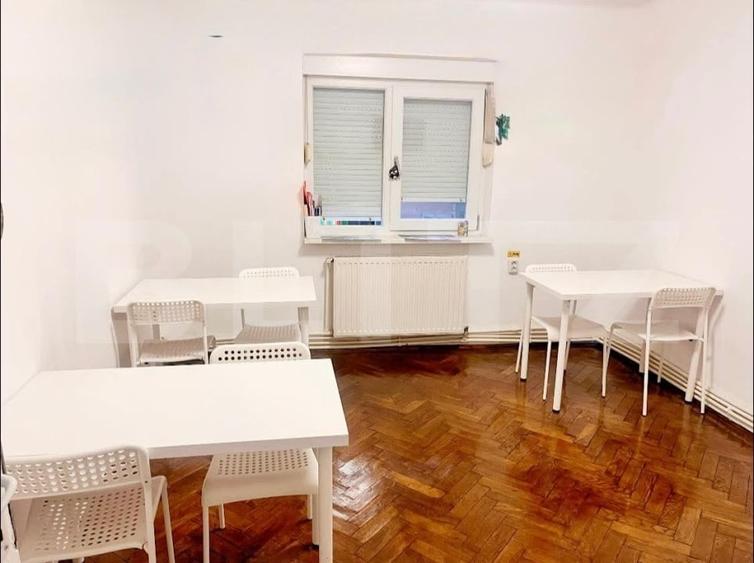 Spatiu comercial 100 mp, 400 mp teren, zona Medicina Veche/ 1 Mai - 5