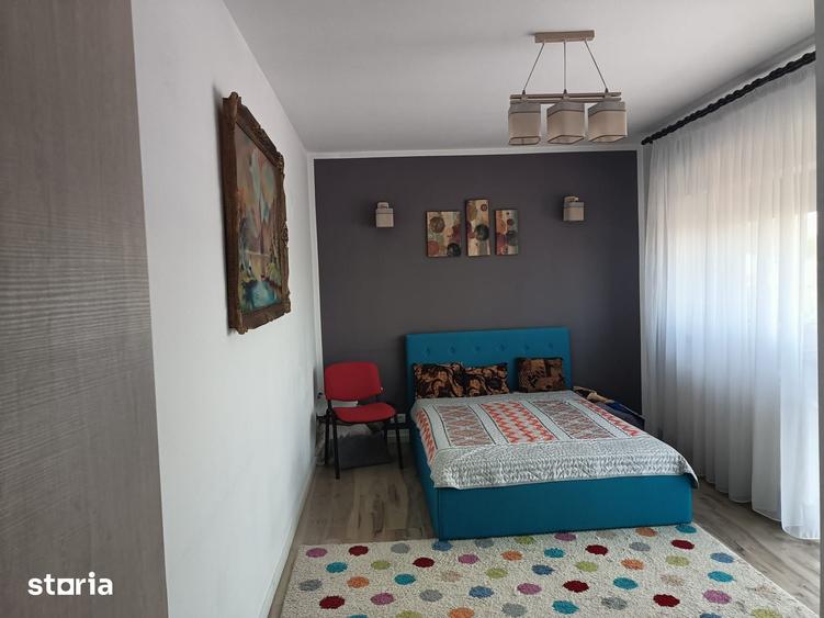 Casă cu 4 camere cu Teren 250 Mp în Crevedia