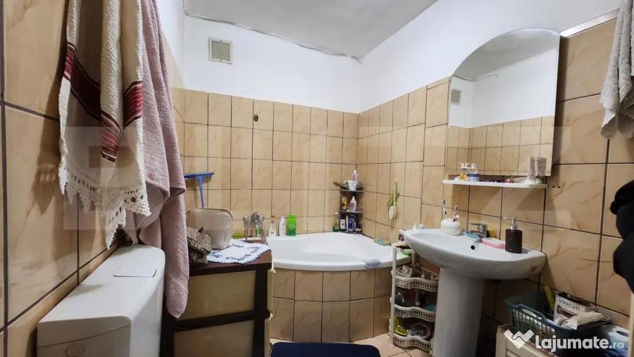 Casa 300 mp si teren 700 mp in Cristesti la doar 2 minute de - 4