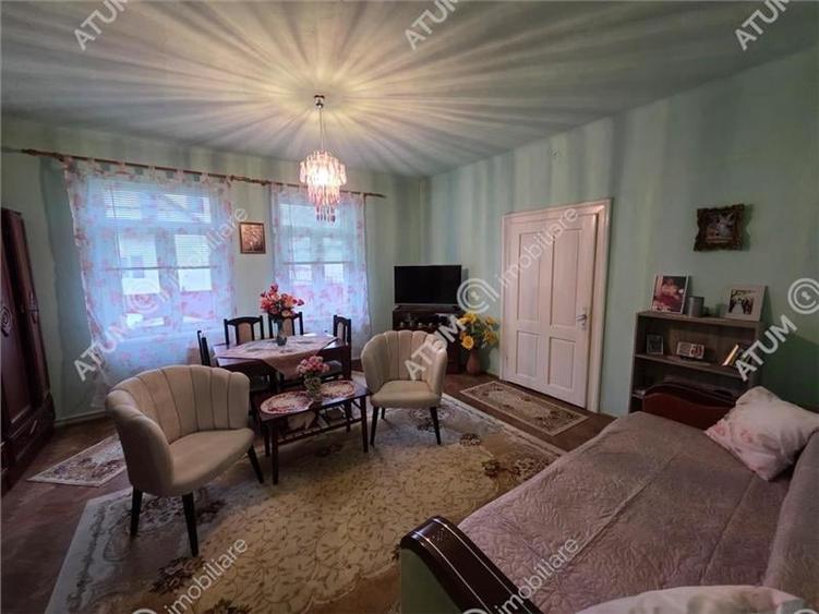 Casa individuala cu 4 camere si curte de 575 mp zona Vasile Milea - 2