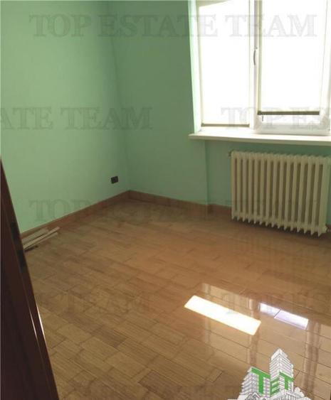 Super : Apartament 4 camere Calea Romanului - Piatra Neamt - 1