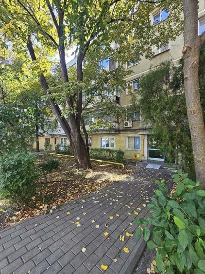 Podul de Piatra, apartament liber 2 camere, parter cu balcon - 1