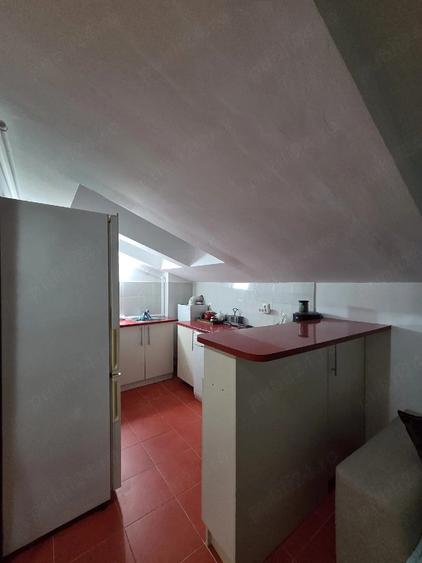 Apartament cu 2 camere semidecomandat în Florești