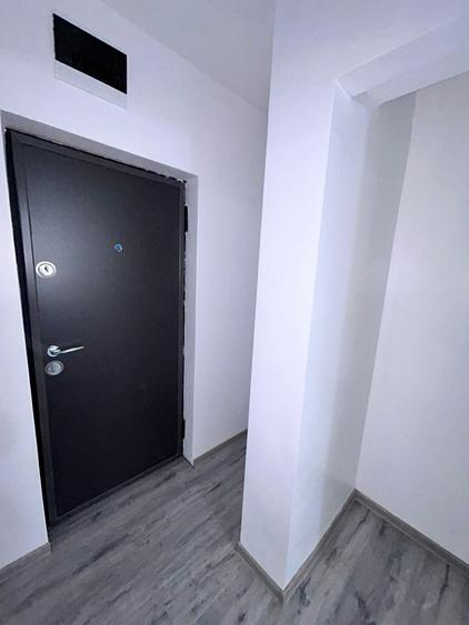 DRISTOR apartament renovat complet ,peste drum de park lake - 3