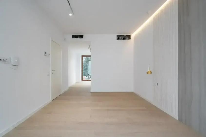 Erou Iancu Nicolae Casa Individuala 6 Camere Langa Padurea Baneasa LUX - 17