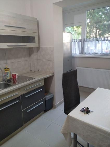 Inchiriez apartament 2 camere zona intim - 6