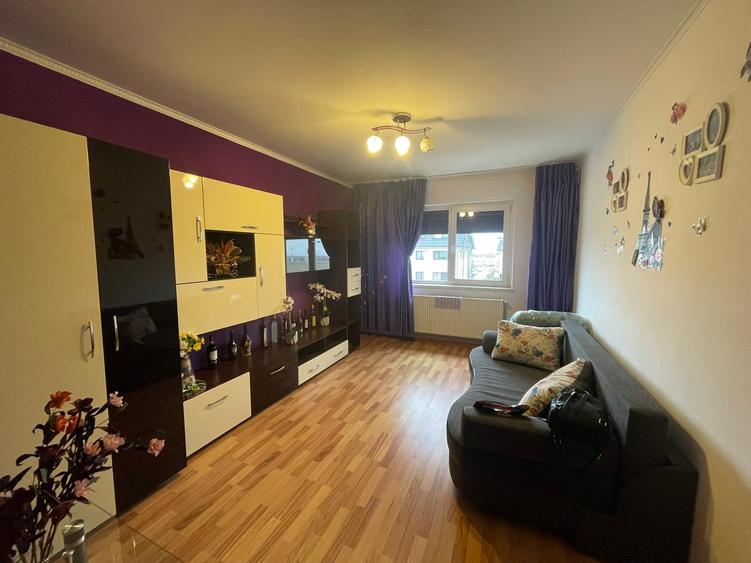 Vanzare apartament 2 camere str 13 Decembrie Brasov - 1