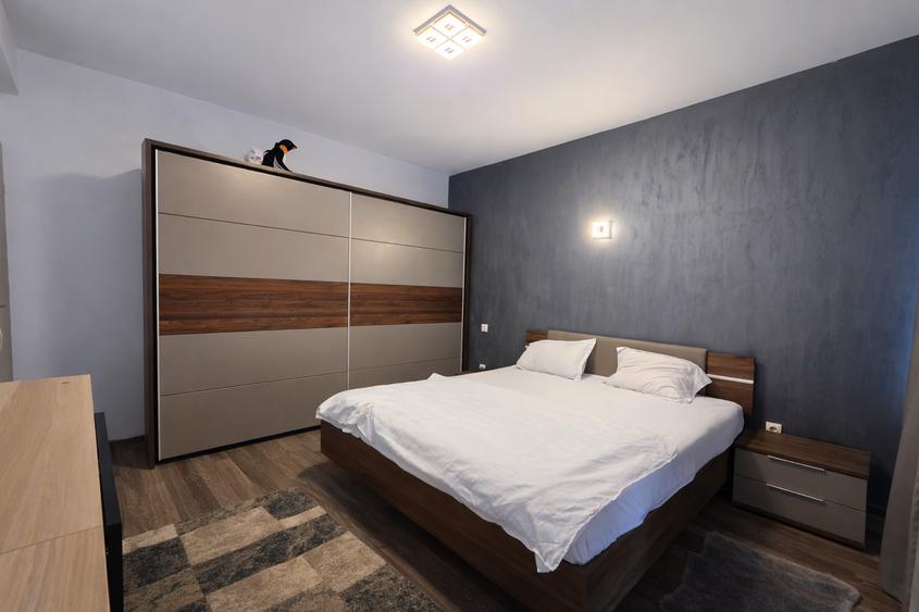 Vila 4camere,mobilat si utilat complet, la 2 pasi de București,aproape de scoala - 4