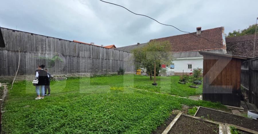 Casa de vanzare, cu 4 camere, 80 mp, satul Dorolea - 3