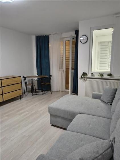 De inchiriat garsoniera renovata, utilata si mobilata in zona Grivitei, Brasov - 2