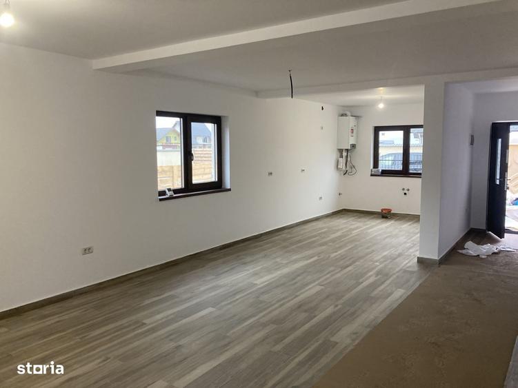 Casa tip duplex, cartier Izvor, Tarlungeni, Brasov - 10