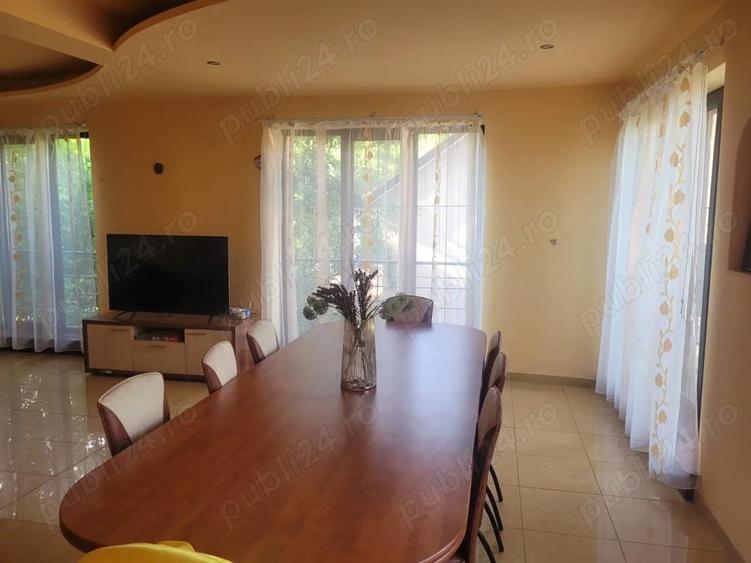 Proprietar vand casa! - 2