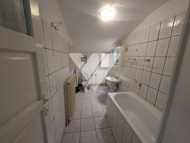 Apartament tip mansarda 3 camere de inchiriat - 7