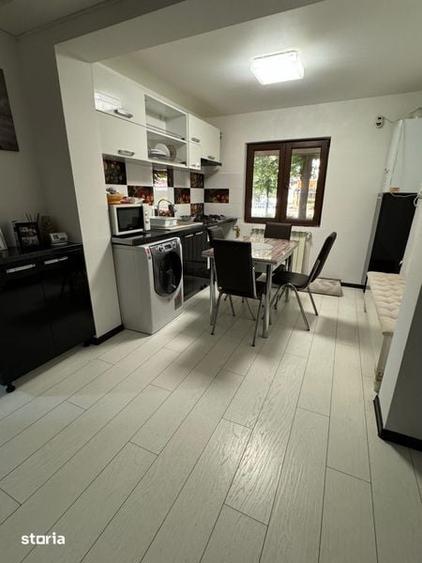 Apartament de vanzare - 4