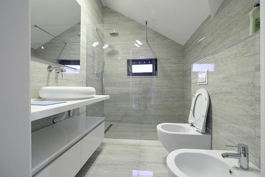 OTOPENI - Str. 23 August (Mesteacanului), apartament 3 camere amenajate LUX - 4