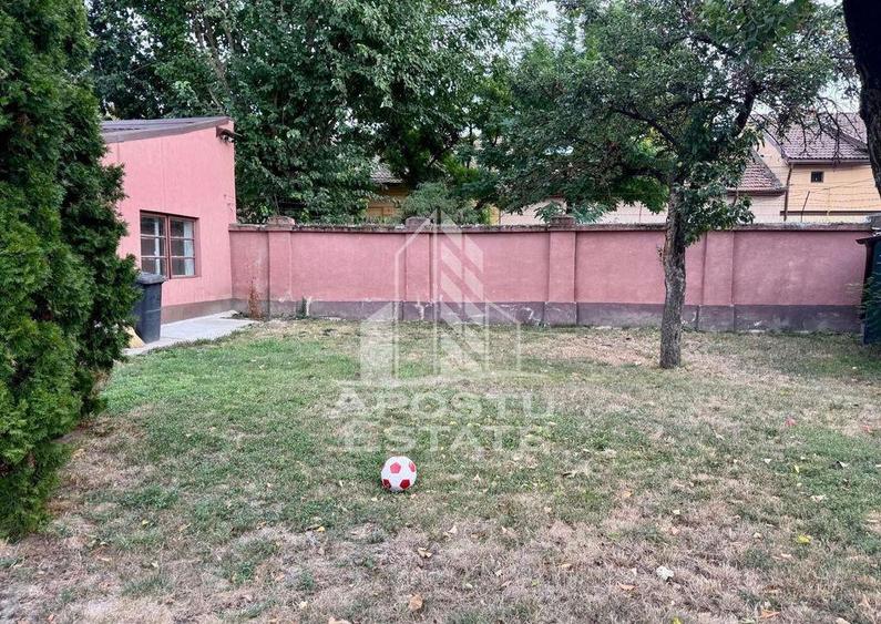 Apartament 2 camere,la casa,curte comuna,zona Dambovita - 22