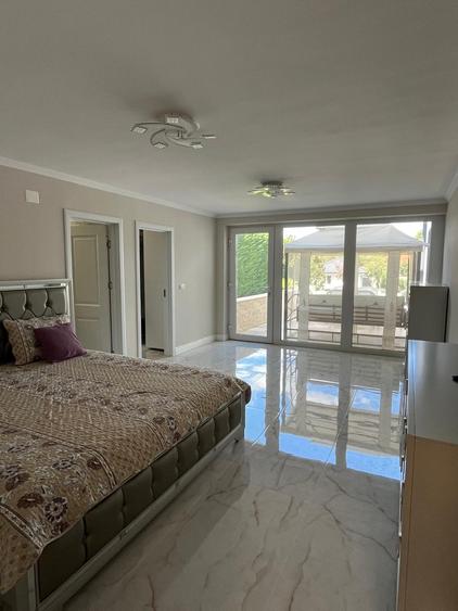 Vilă cu 7 camere, P+E, Piscină, 1102mp teren, Dealuri, Oradea. - 8