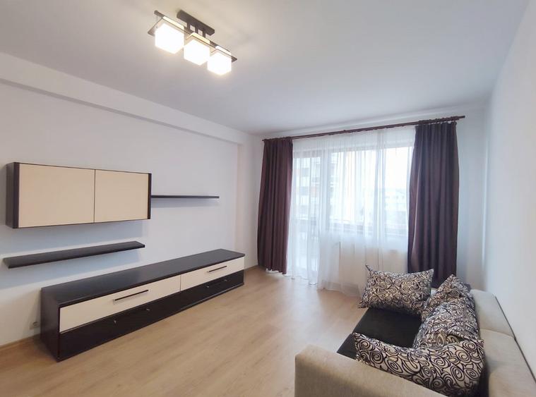 Zona Tractorul, apartament decomandat 2 camere si parcare, disponibil imediat. - 3