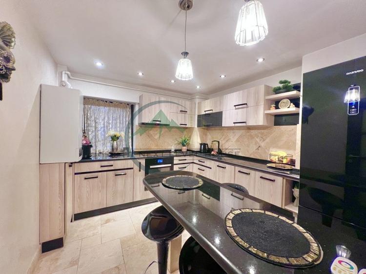 Apartament 4 camere, Racadau - Pietonala - 2