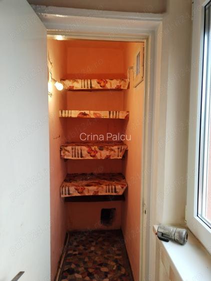 Vand apartament cu 2 camere decomandat Vand apartament cu 2 camere decomandat