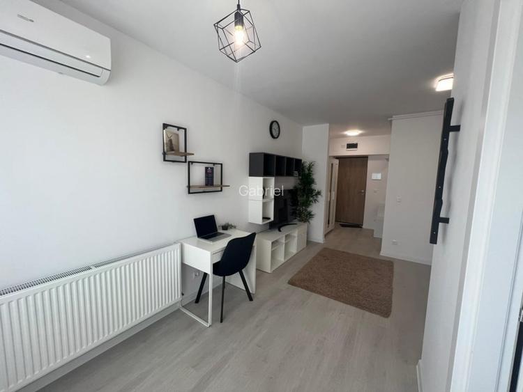 Garsoniera, 40mp, centrala proprie, AC, metrou, Hils Republica