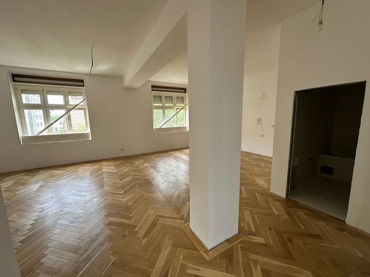 Apartament renovat în clădire istorică - are garaj - 19