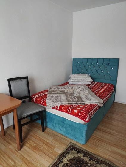 Garsoniera inchiriat 9 mai - 3