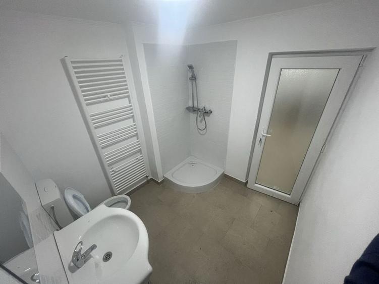 Inchiriez spatiu 60 mp - 4